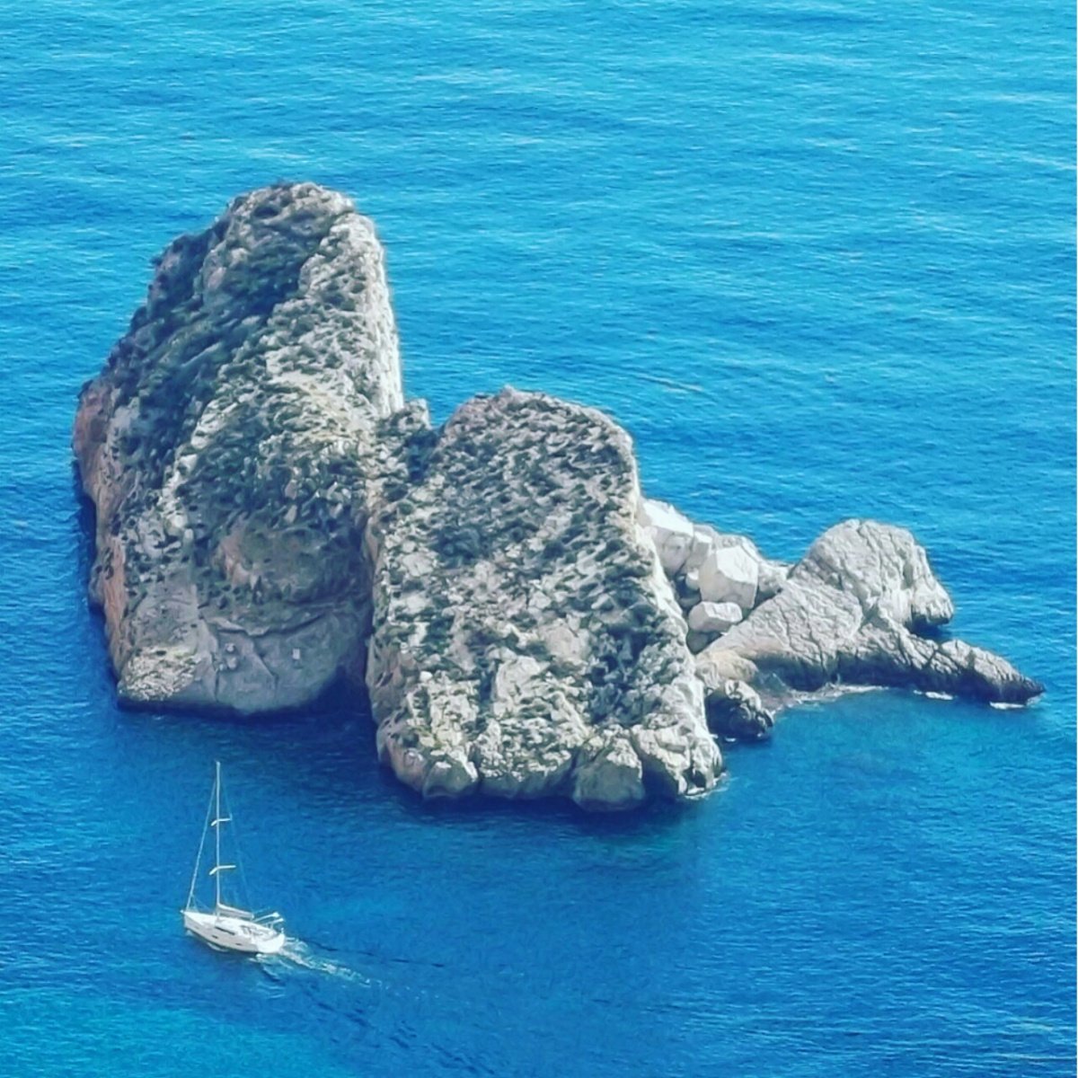 Eine Angel- und Bootsausflugsreise durch die atemberaubenden Aussichten von Serra Gelada