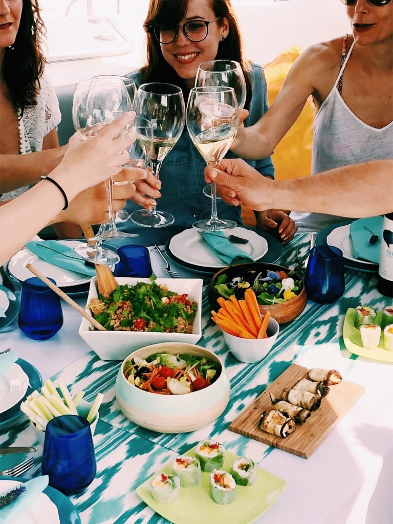 best-yoga-retreat-yoga-brunch-in-the-beach-oceandreamyoga-768x1024