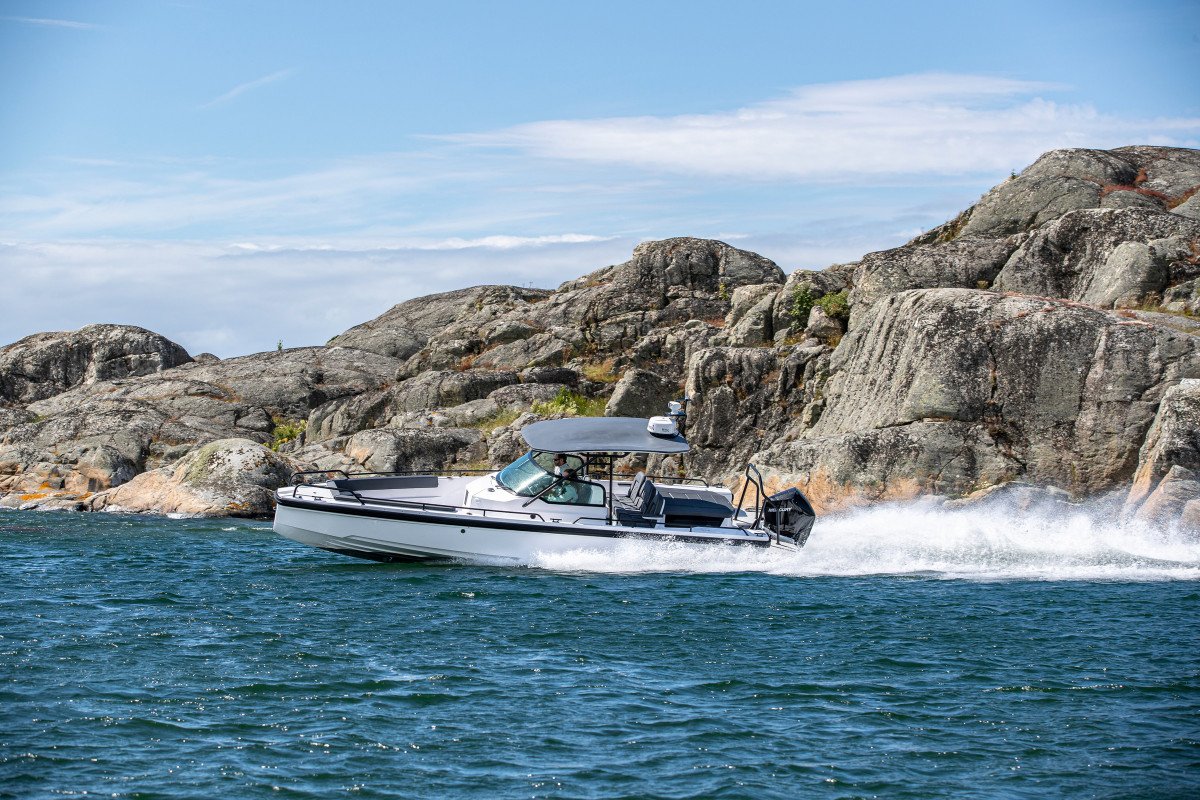 Axopar-28-TT-BLTP-LJ-9659