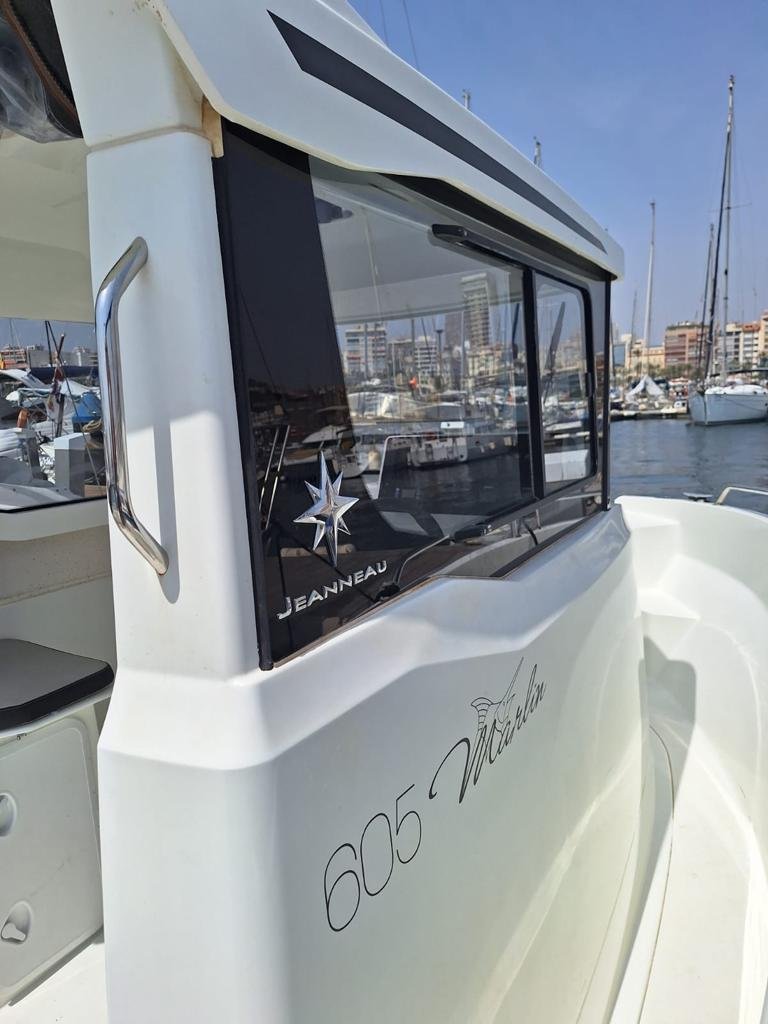 Jeanneau - 6 metros