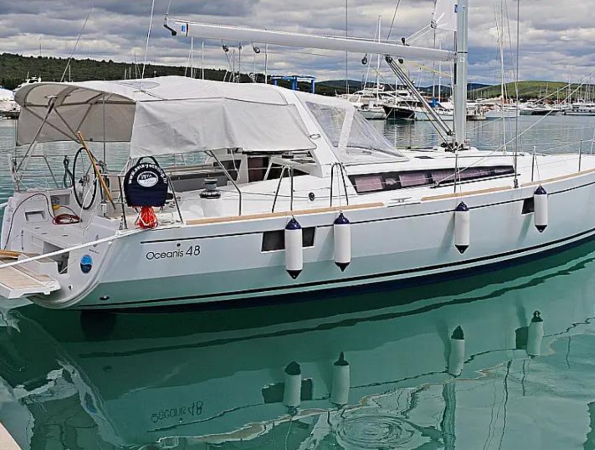 Bénéteau - 14.6 metri