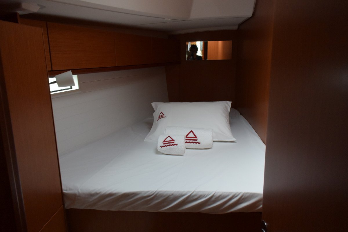 Bavaria Yachts - 4 cabine