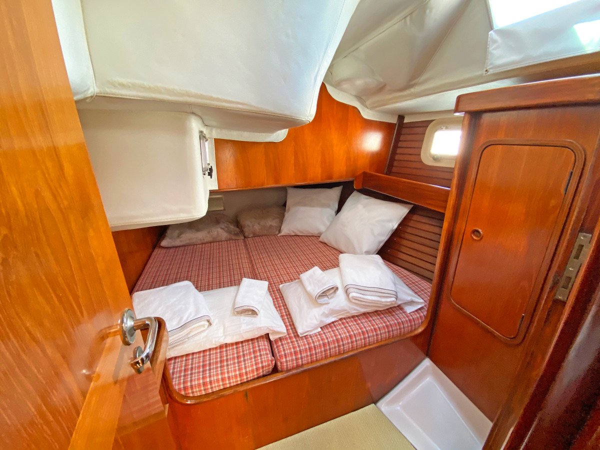 Viaje en barco por la costa de Valencia - Prácticas de motor PER para descubrir calas y playas