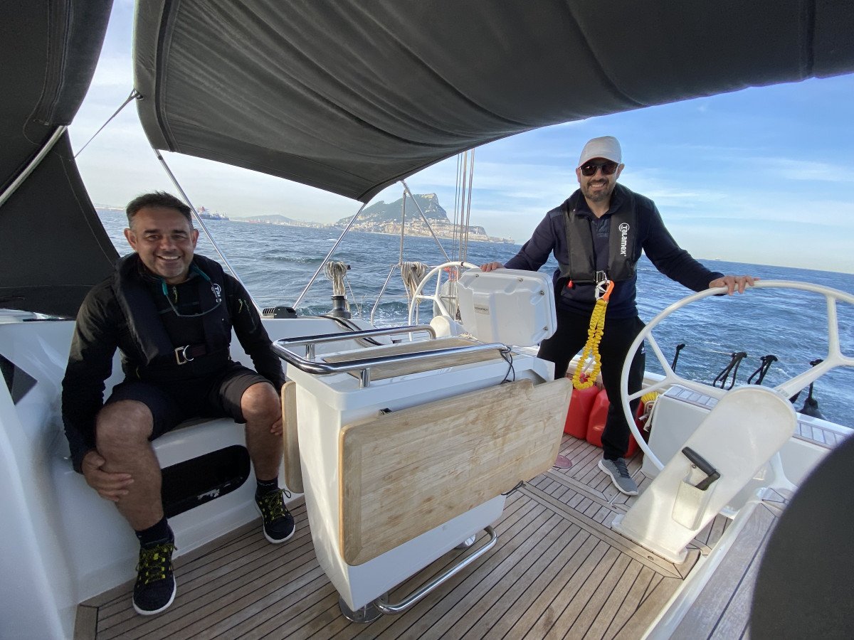 Intensive sailing course for skippers in a monohull from Baiona