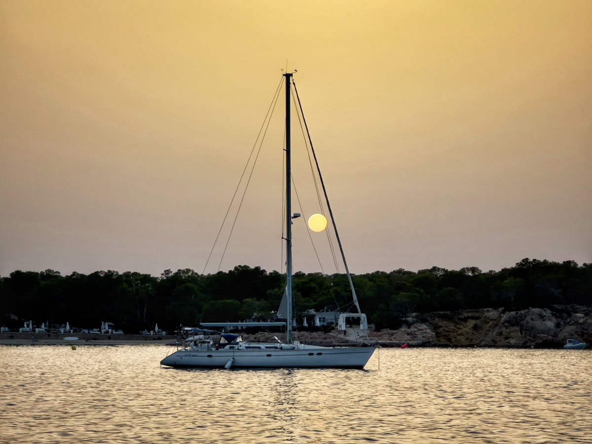 Einewöchige Segeltour durch Formentera und Ibiza