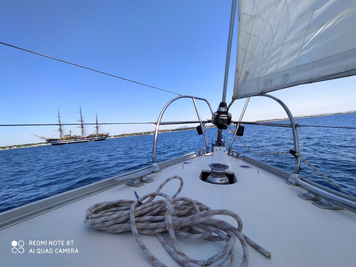 Sailboat - Elan Marine - 4 cabins