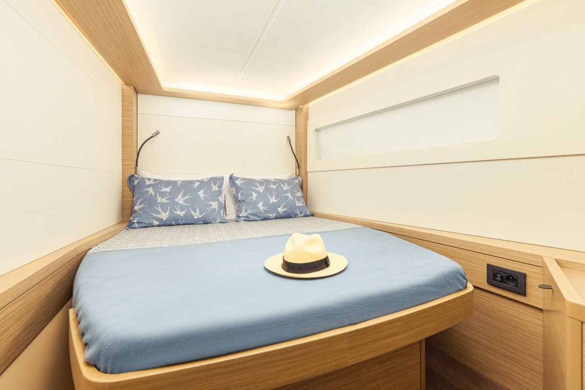 Catamaran - Lagoon - 4 cabins