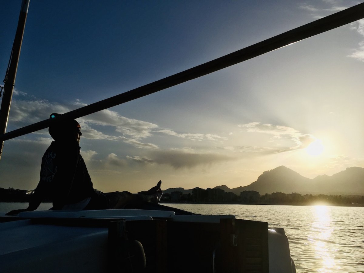 Sail around Altea and Benidorm Bay on a llaut
