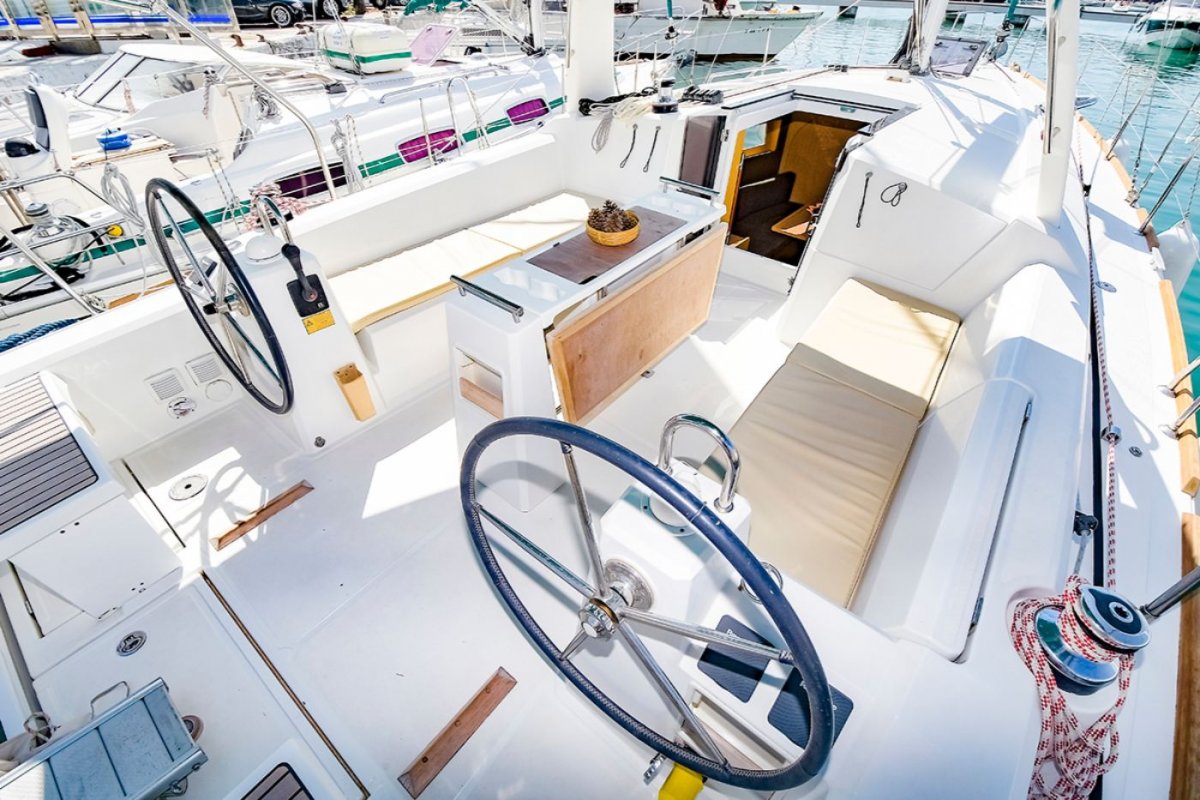 Nautical training practices from Palamós - Improve your skills