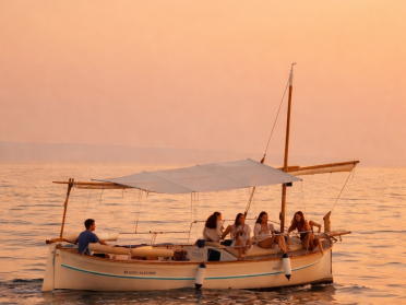 Sunset Tour en llaüt eléctrico desde Puerto Portals