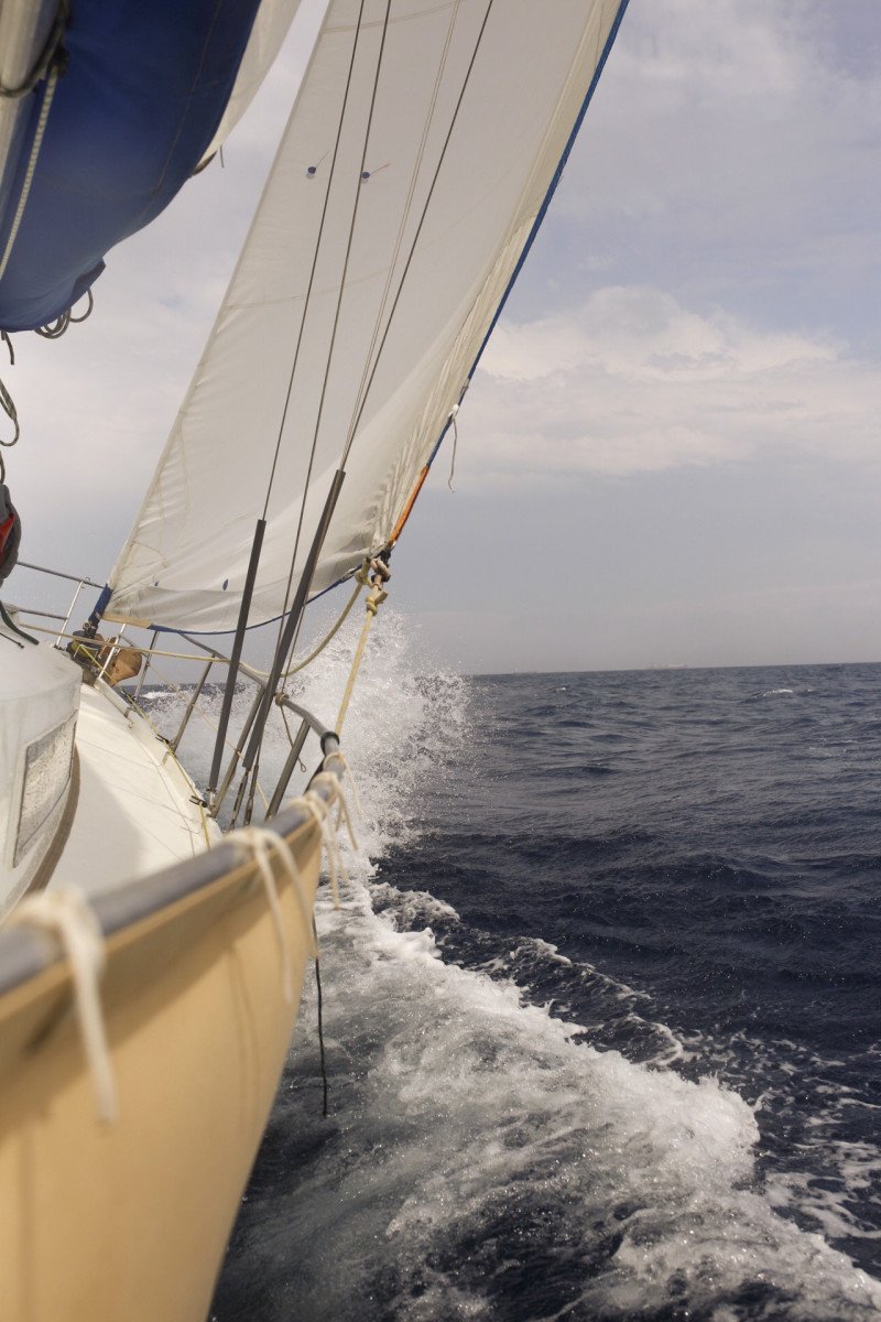 Barca a vela in Sicilia