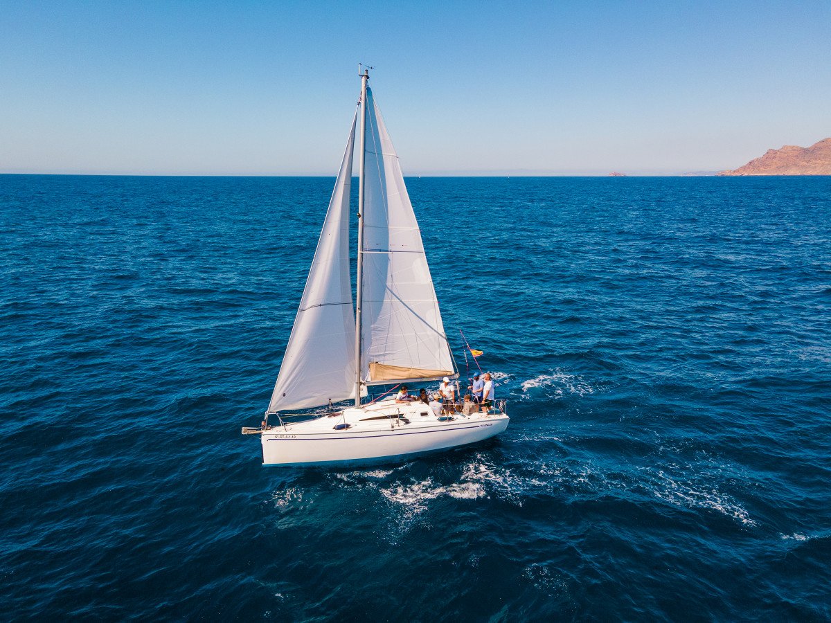 PNB Motor Kurs in Valencia - Erkunde das Mittelmeer mit Vertrauen!