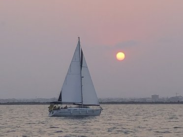 Charter, sailboat excursions from S Pedro del Pinatar, La Manga (Murcia)