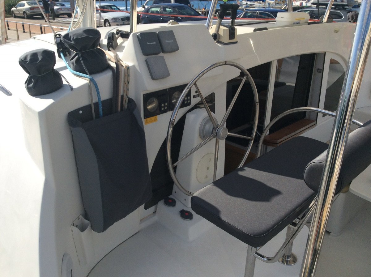 Barca a vela - Lagoon - 380