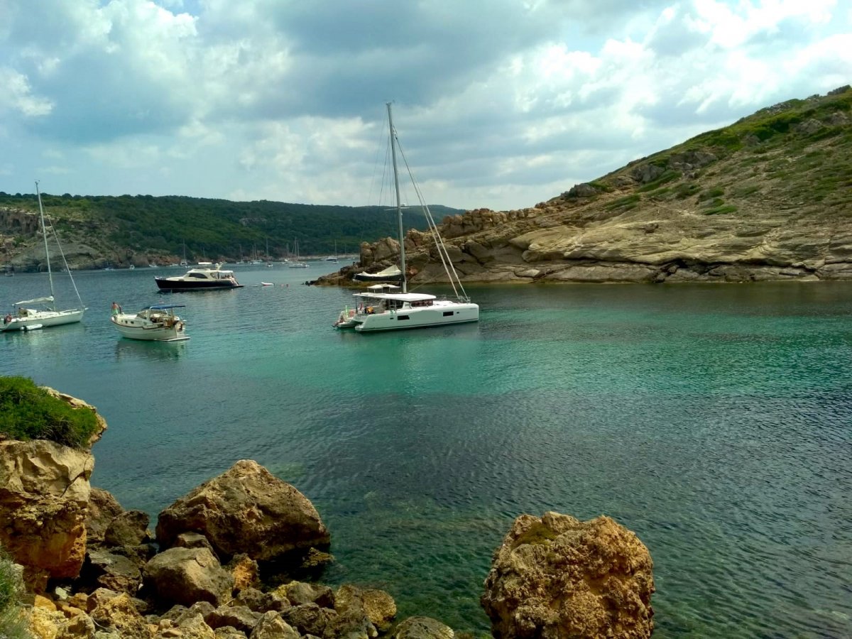 6552efeb4efb25.14662583