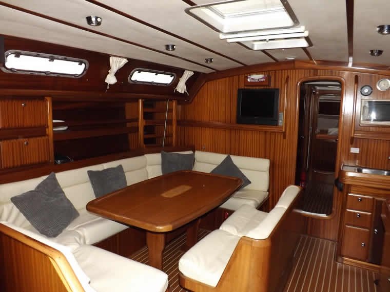 Bavaria Yachts - 5 cabins