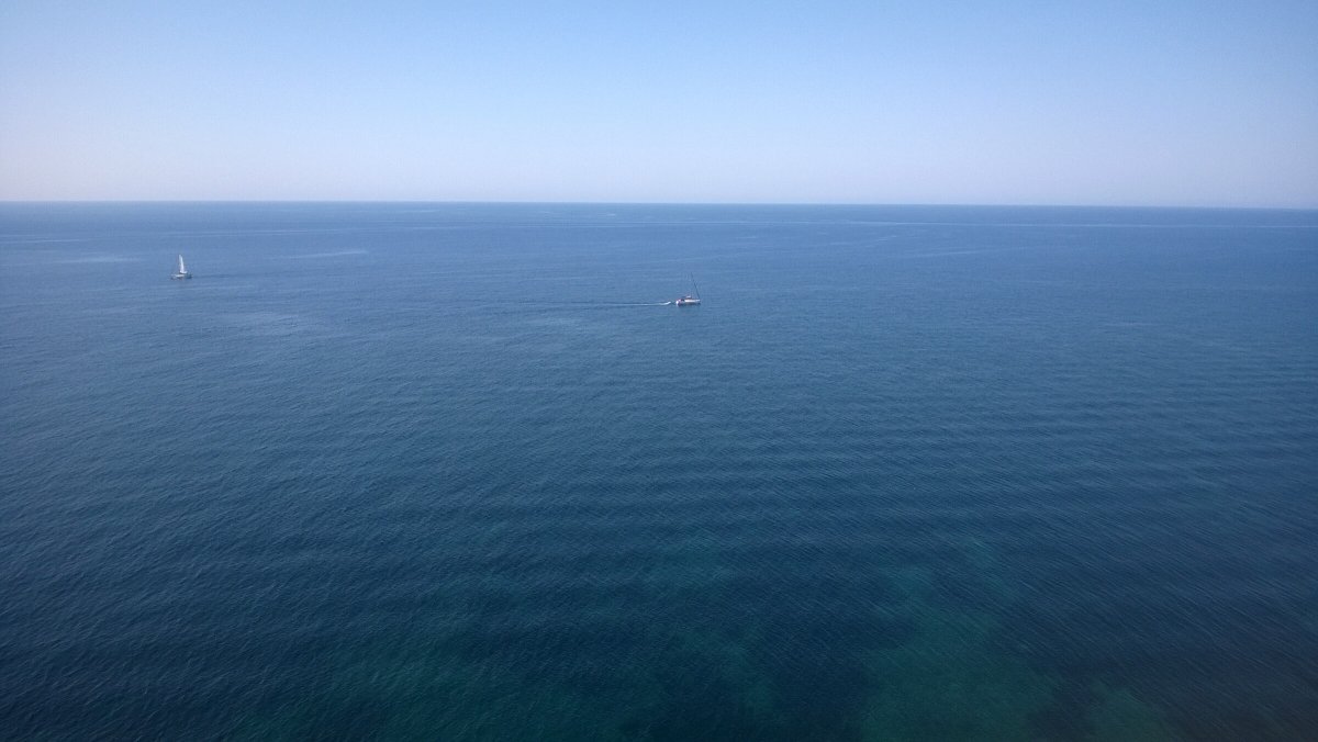 Nachtleben auf See auf einer Mittelmeerkreuzfahrt