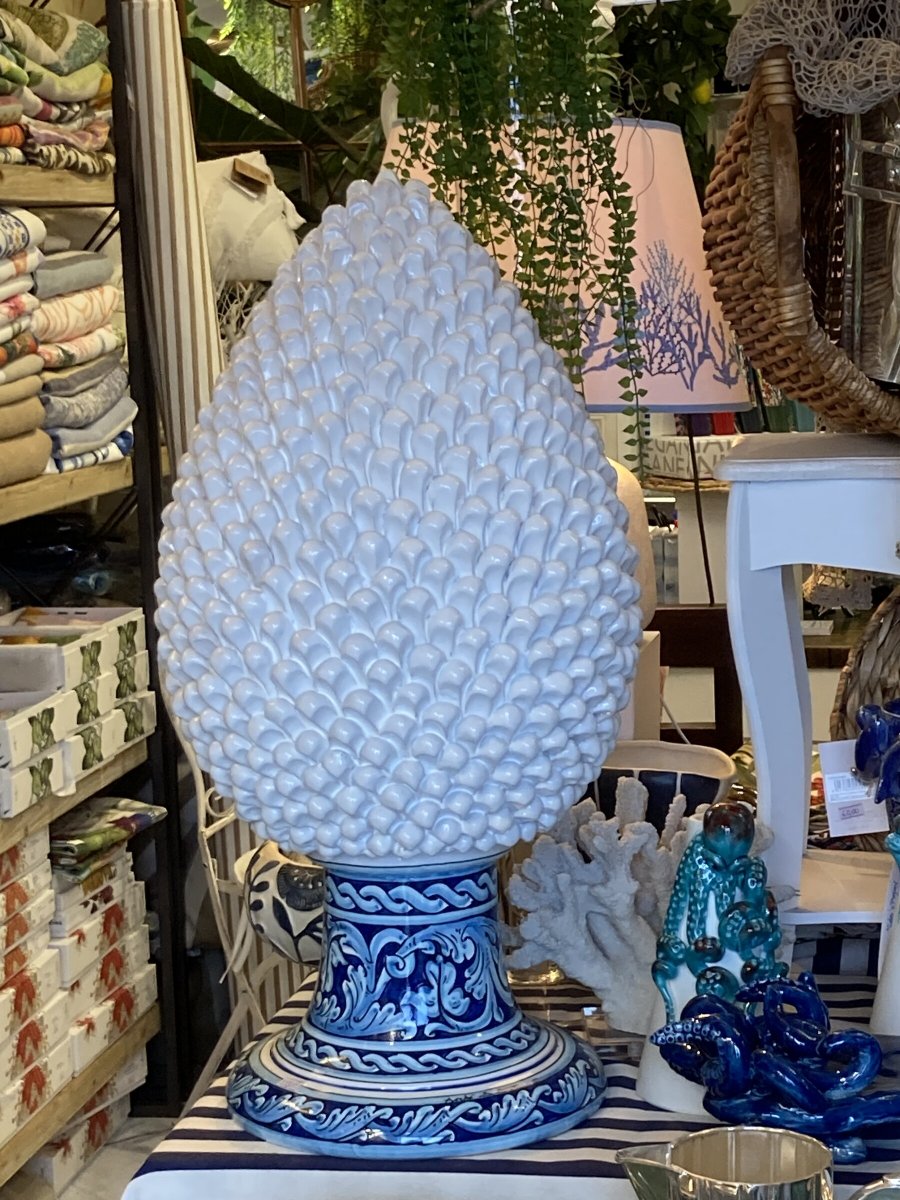 Navigare tra le acque cristalline delle Isole Eolie