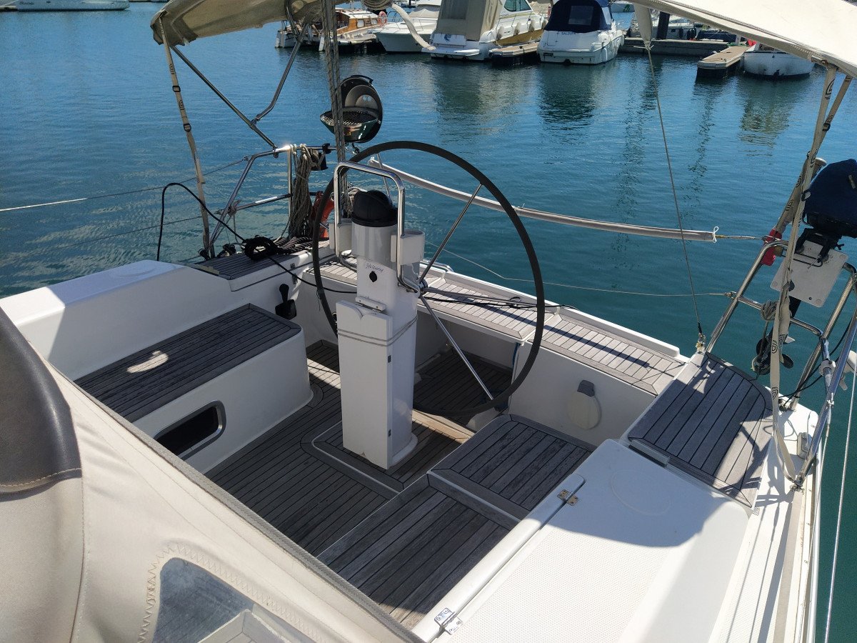 Velero - Hanse - 350