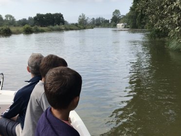 Escursione in barca lungo l'estuario del Cubas da Santander