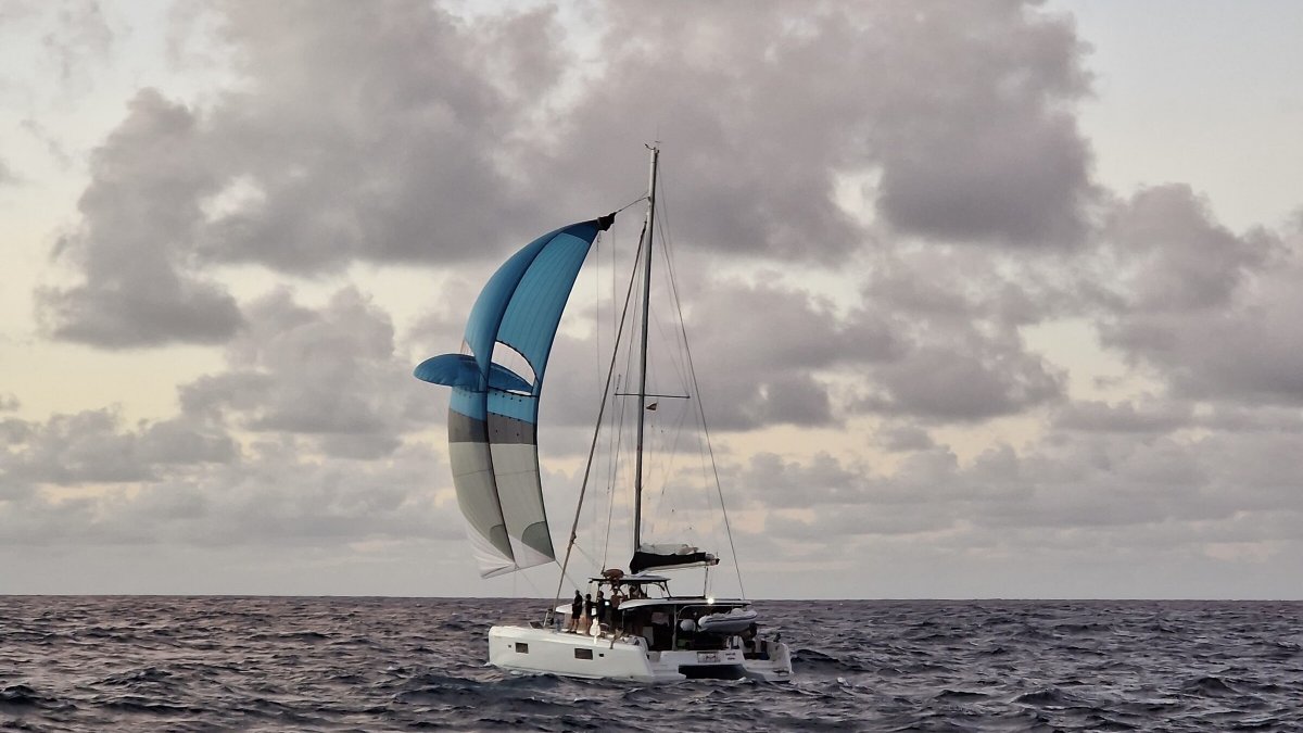 Aventura en alta mar: viaje en barco desde Tenerife a Lanzarote
