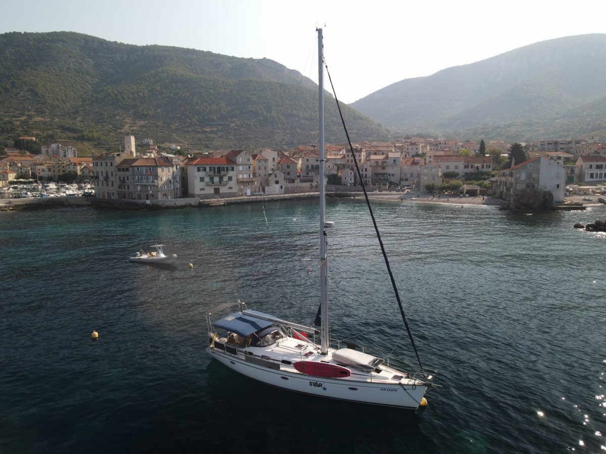 Learn to sail in the Adriatic on a sailing cruise from Bari to Vrsar
