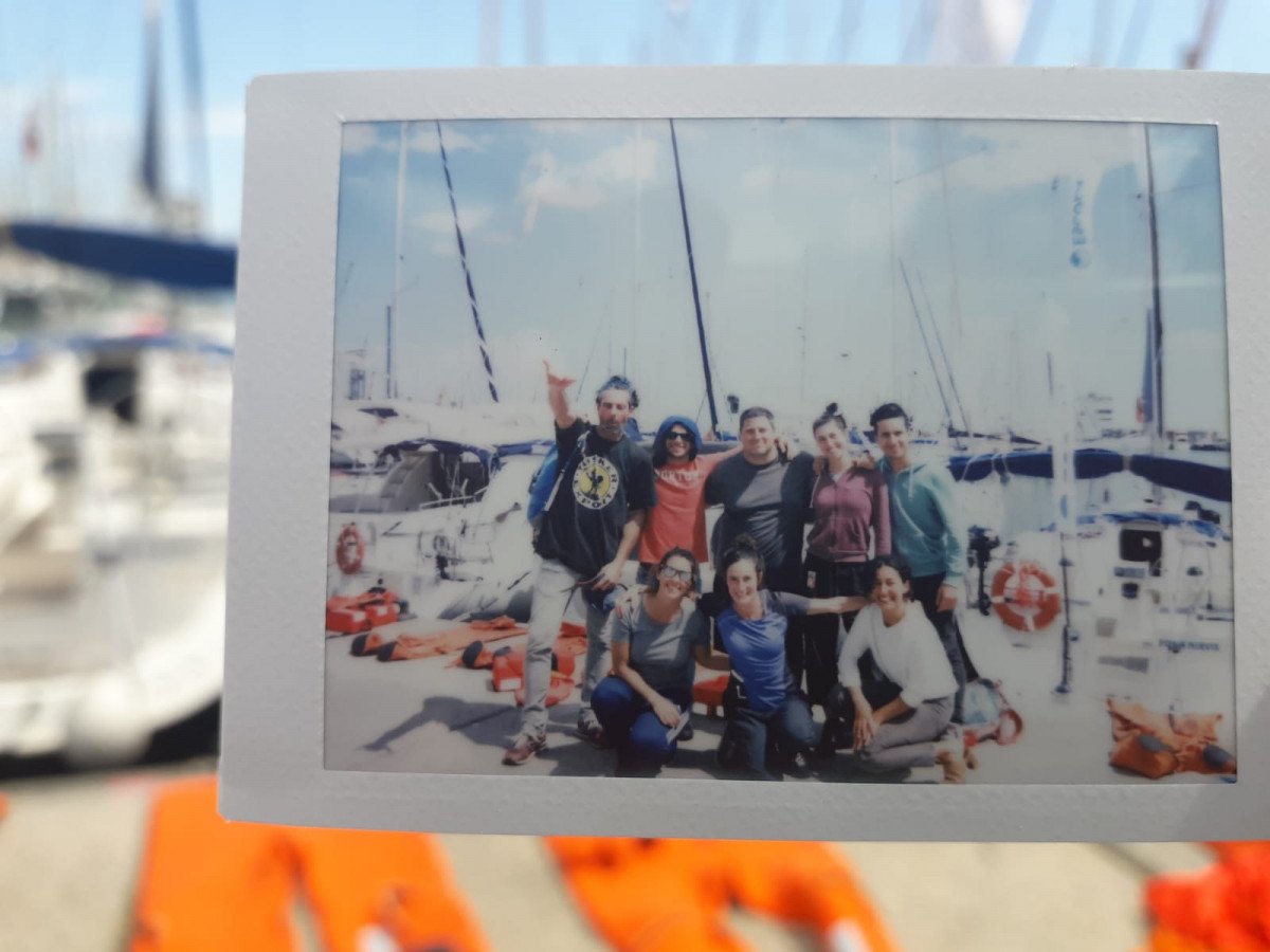 Circumnavigazione e yoga a Minorca da Barcellona