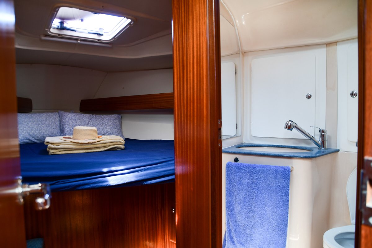 Sailboat - Bavaria Yachts - 40