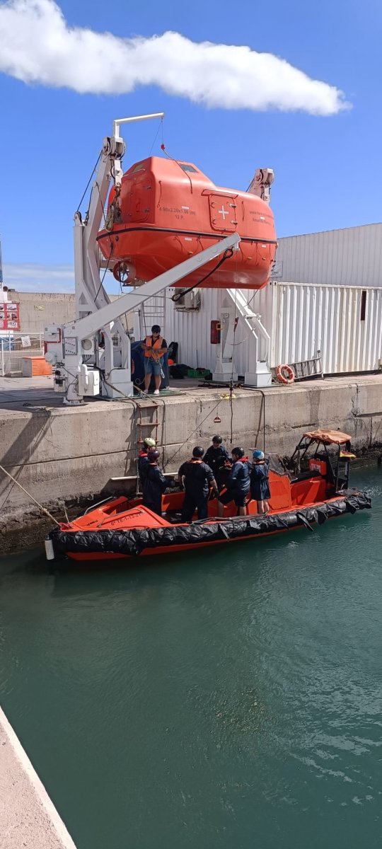 Curso de Navegación en el Mar Mediterráneo