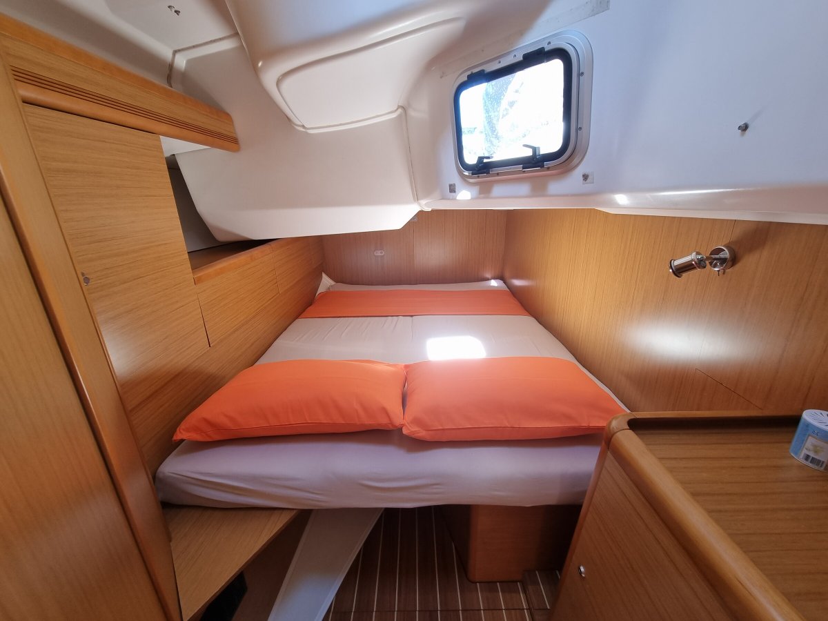 Jeanneau - 12 people