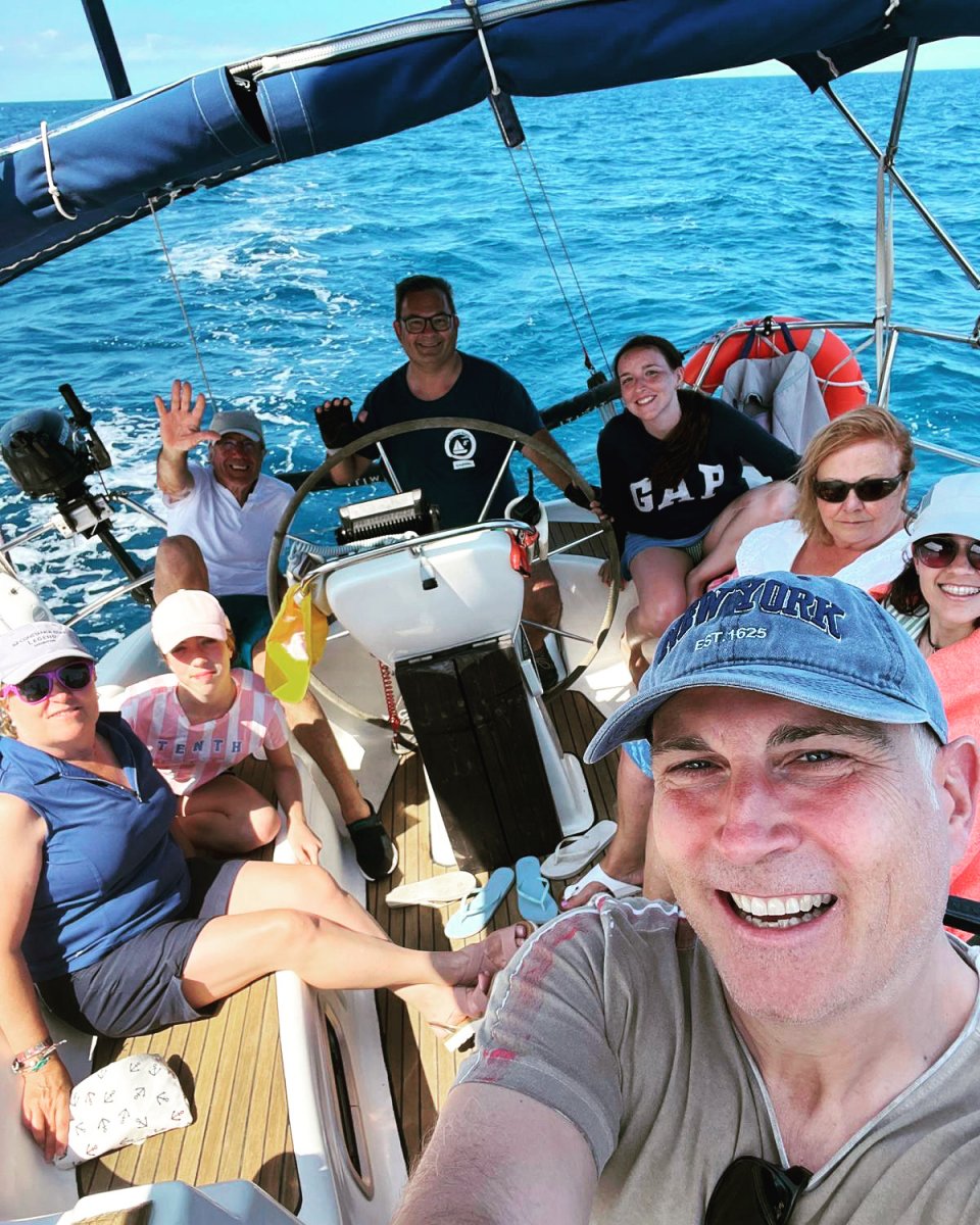 Explora la Costa Brava a bordo de un velero