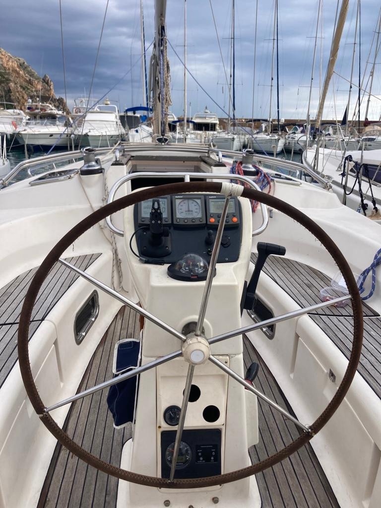 Bavaria Yachts - 12.3 metri