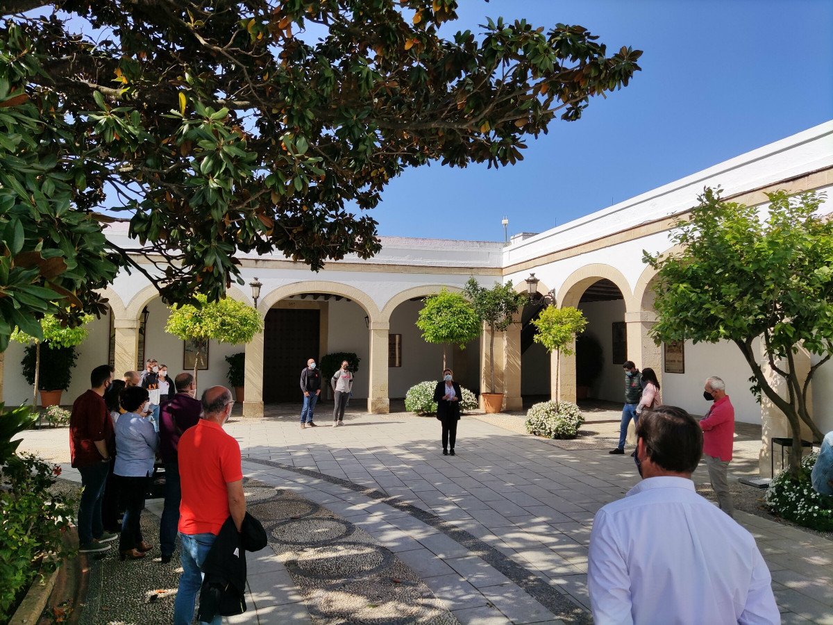 Disfrutar de la astronomía y la gastronomía en las costas de Cádiz