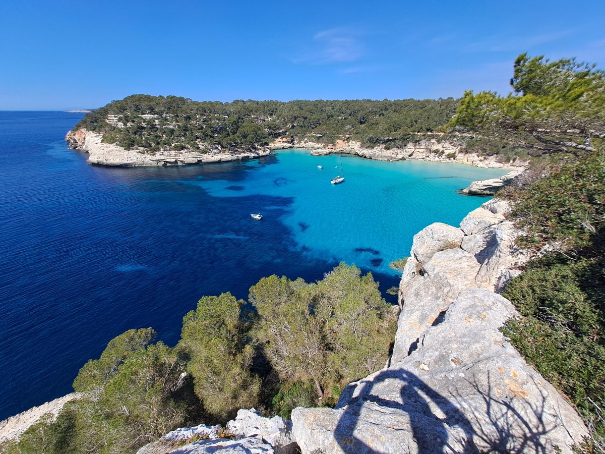 Rilassati con un cruise swinger a Minorca