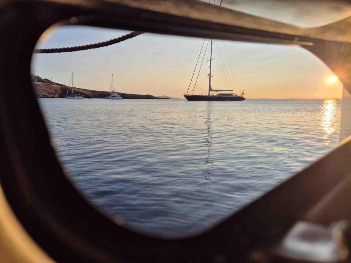 Naviga su un catamarano – Vacanze di vela in Grecia