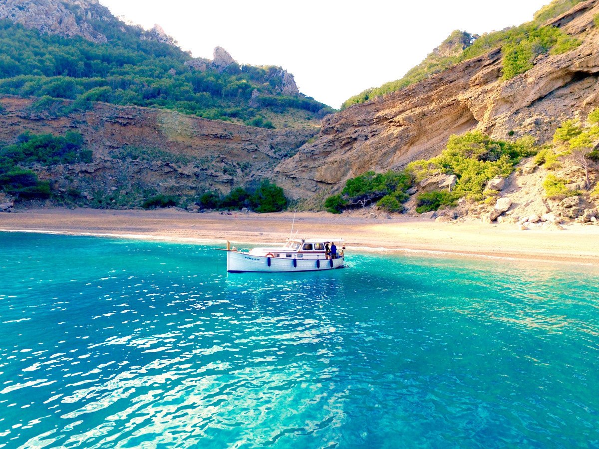 Llaüts Mallorquins - 3 cabine