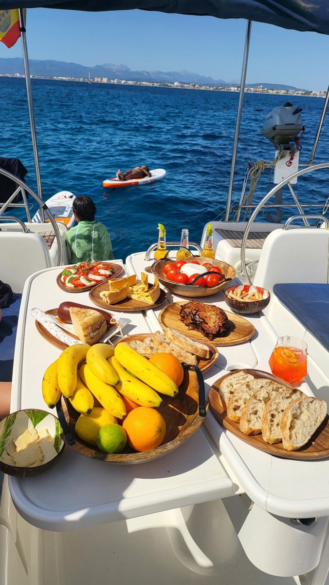 Cruceros por el Mediterráneo: Explora las Costas de España