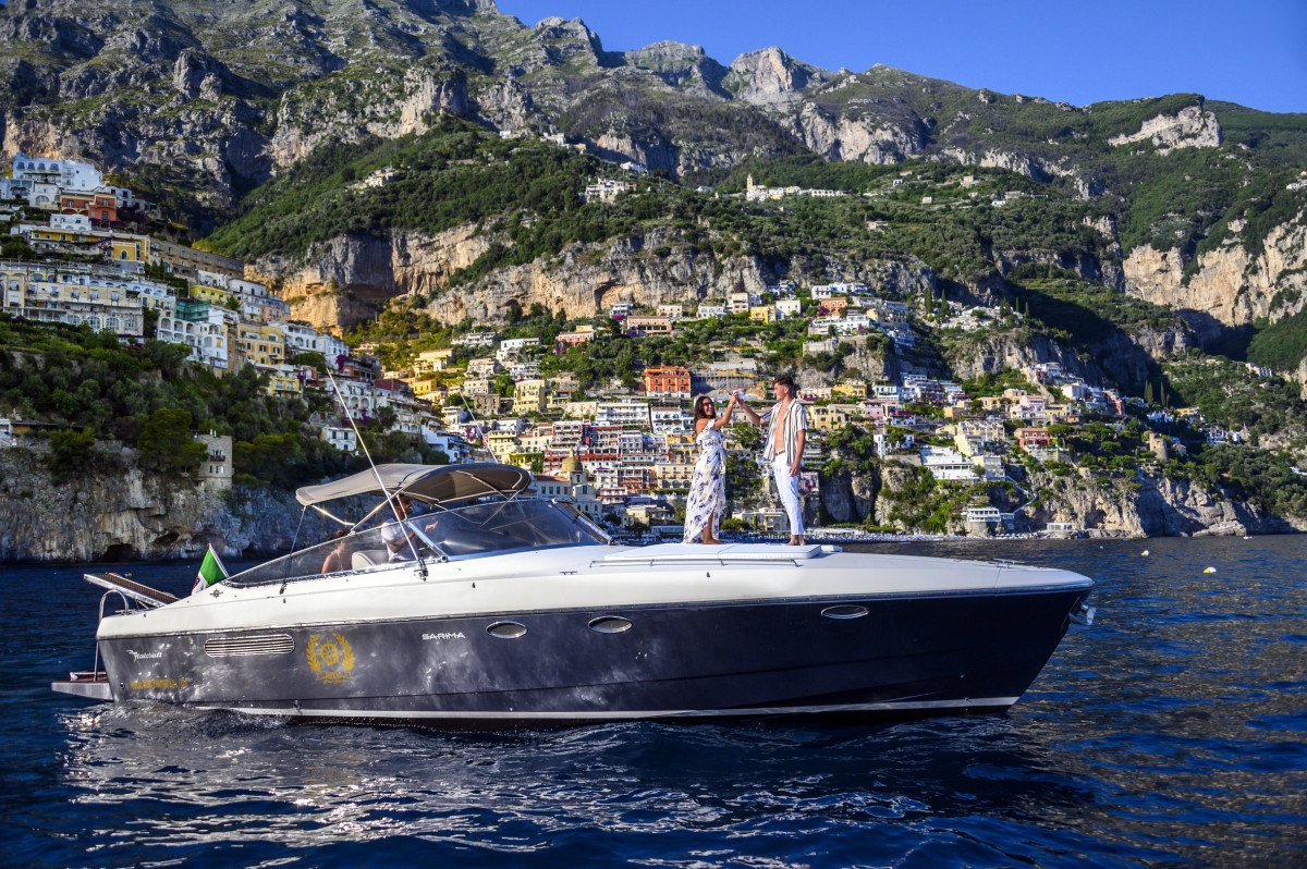 Motorboat - Italia Yachts - 12 people