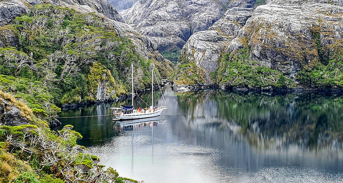 Giro in barca nella Patagonia cilena