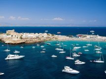 Viaggio in barca e ormeggio lungo la costa di Alicante