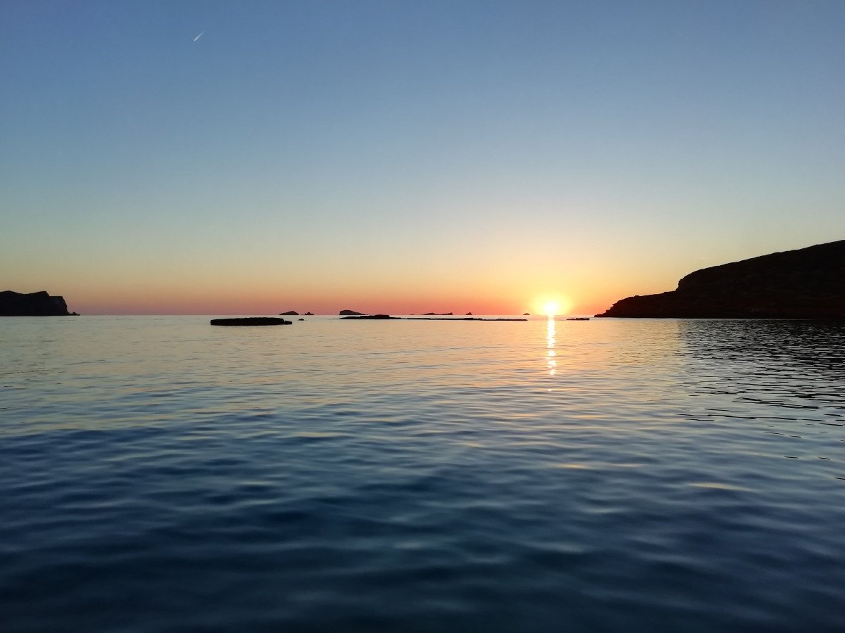 Lerne mit unseren Segelkursen zu navigieren