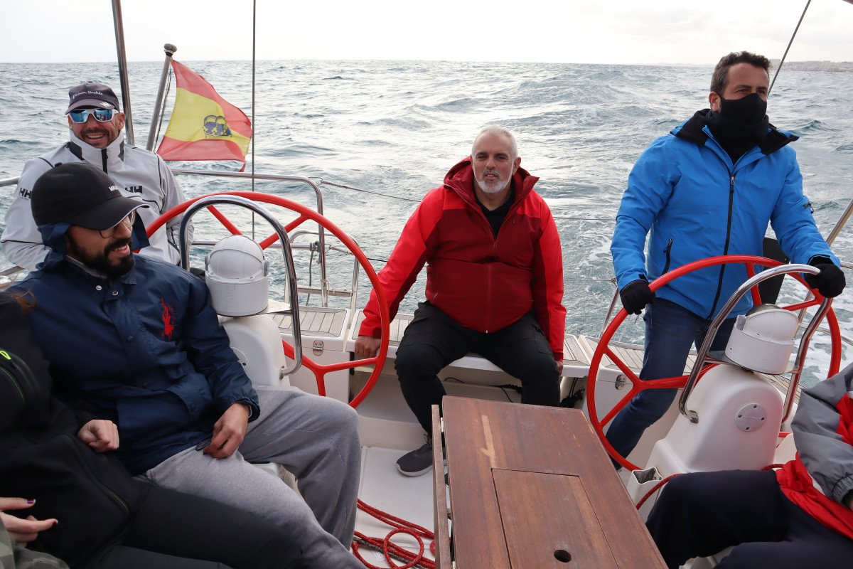 Corso di vela a Benalmádena - Italiano