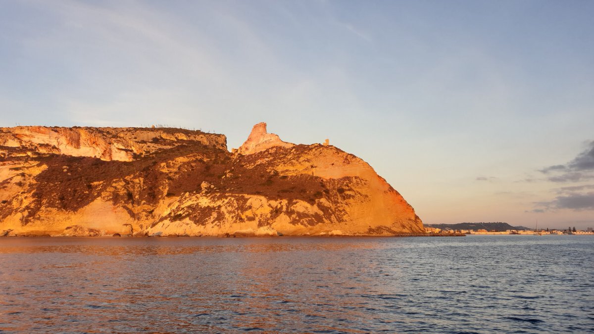 Vela alle meraviglie nascoste del Golfo di Cagliari