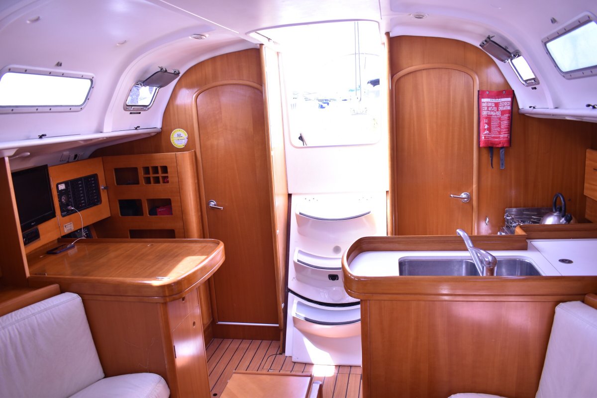 3-day boat trips and sailing courses to Denia and Javea