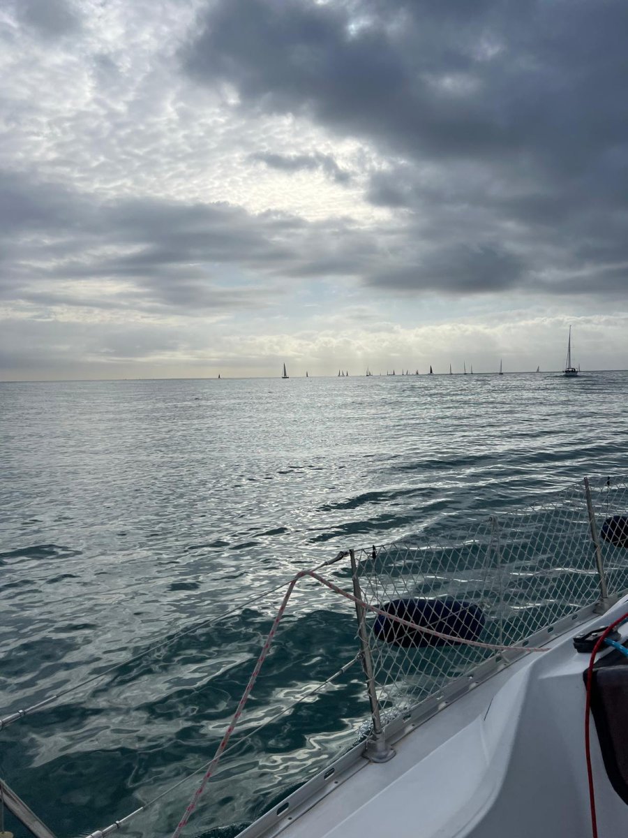 Barco participante en la regata social del CN Vilanova