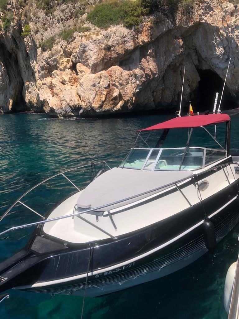 Explora las calas escondidas