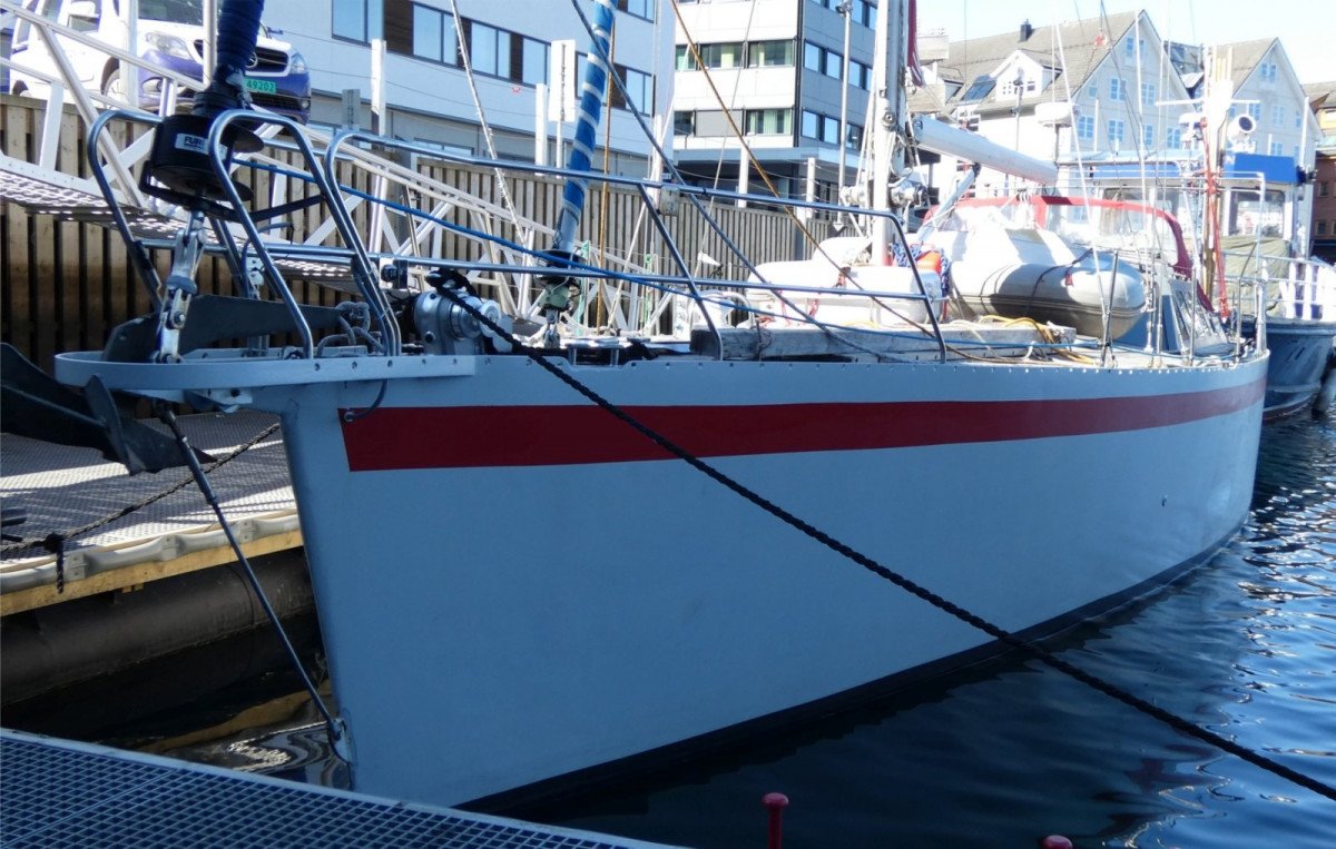 One-Off---Bruce-Roberts-NY46