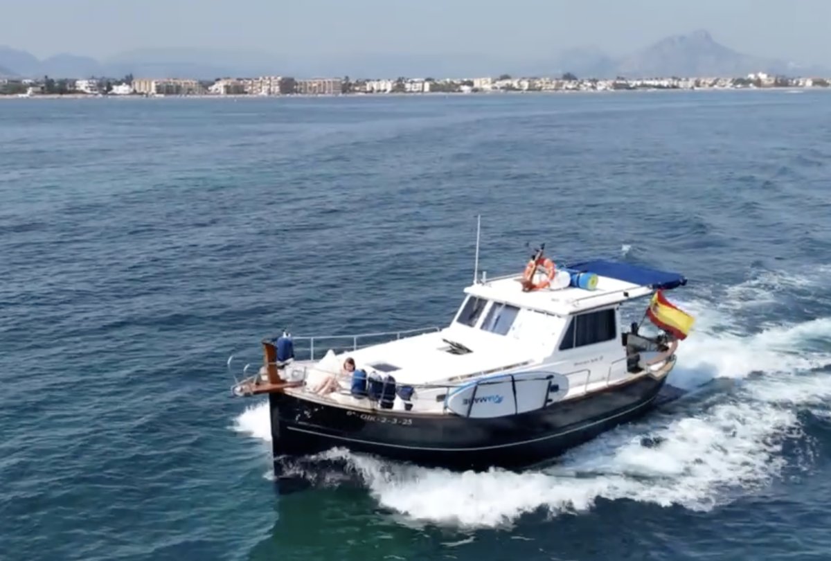 Impara a navigare sulla Baia di Valencia su una llaut