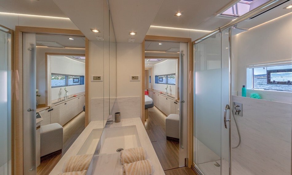 Catamaran - Fountaine - Pajot Alegría 67