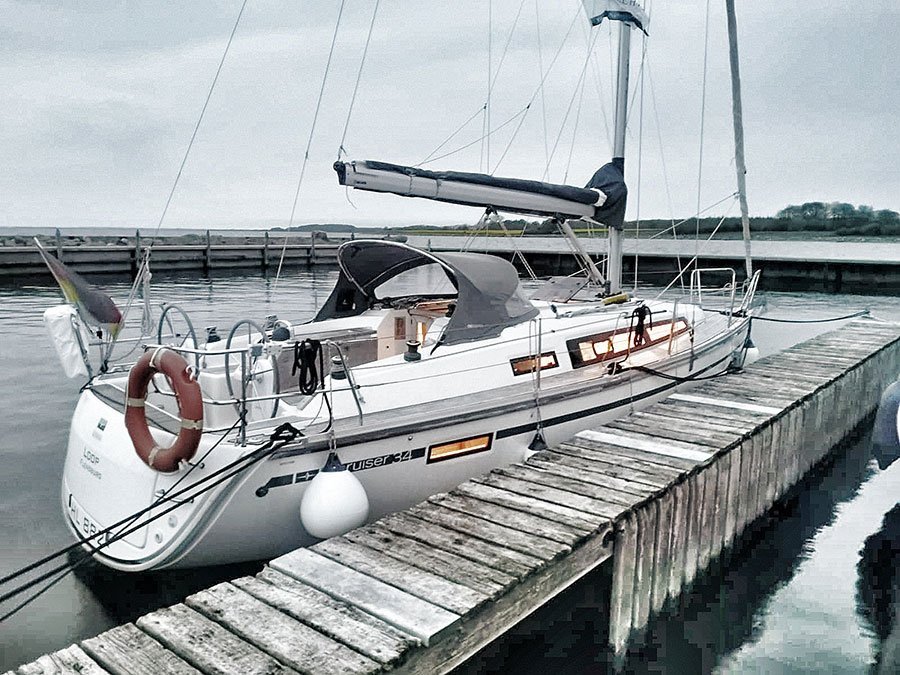 Bavaria Yachts - 9.99 metros